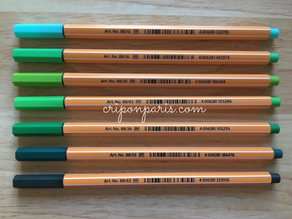 緑系の色のペン7本