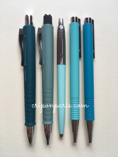 青緑系の軸色のペン5本